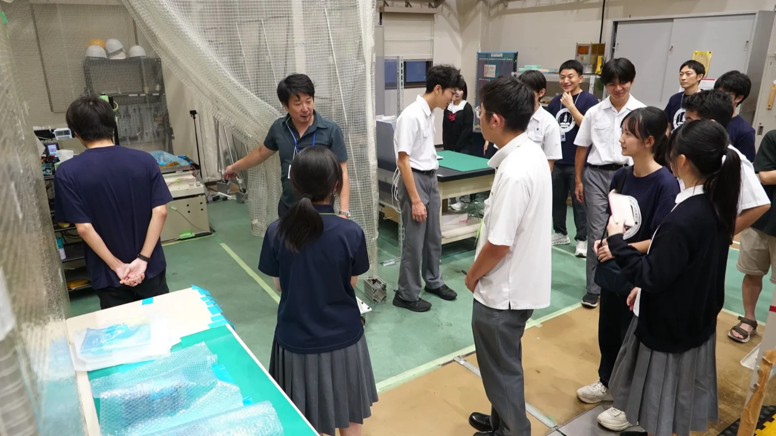 第4回 回路設計体験／打上前試験体験 超小型衛星試験センター見学